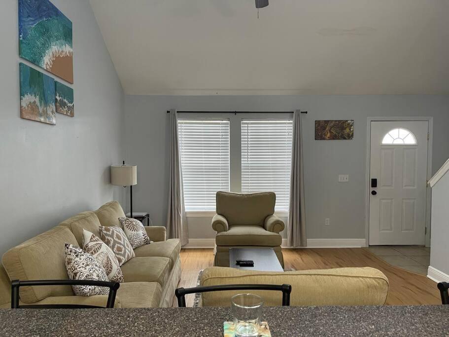 Cheerful 3-Bedrooms With Free Parking On Premises Tallahassee Kültér fotó